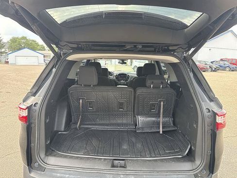 Used 2020 Chevrolet Traverse LT FWD image 50