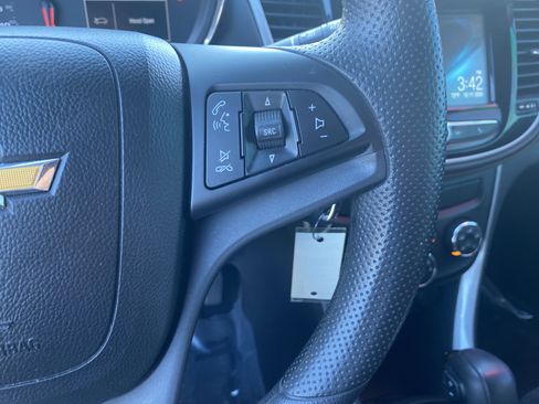 Used 2017 Chevrolet Trax LS w/ LPO, Cargo Package image 12