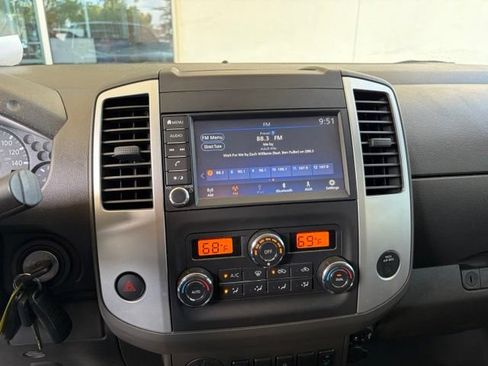 Used 2019 Nissan Frontier SV w/ Value Truck Package RWD image 15