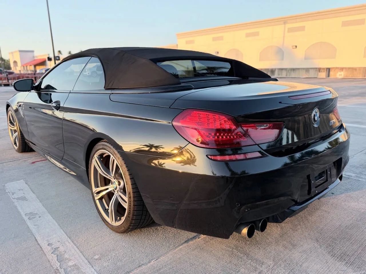 Used 2015 BMW M6 Convertible RWD image 6