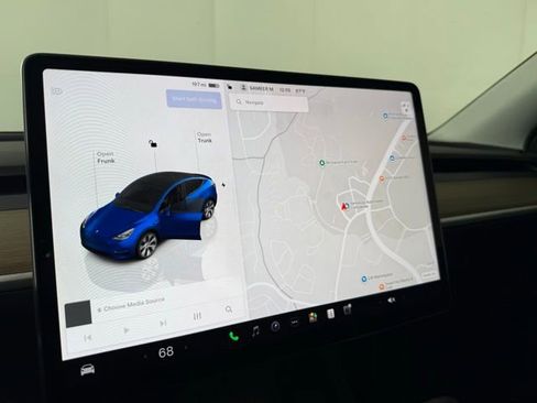 Used 2024 Tesla Model Y Long Range image 14