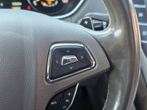 Used 2018 Lincoln MKX Reserve w/ Luxury Package image 26