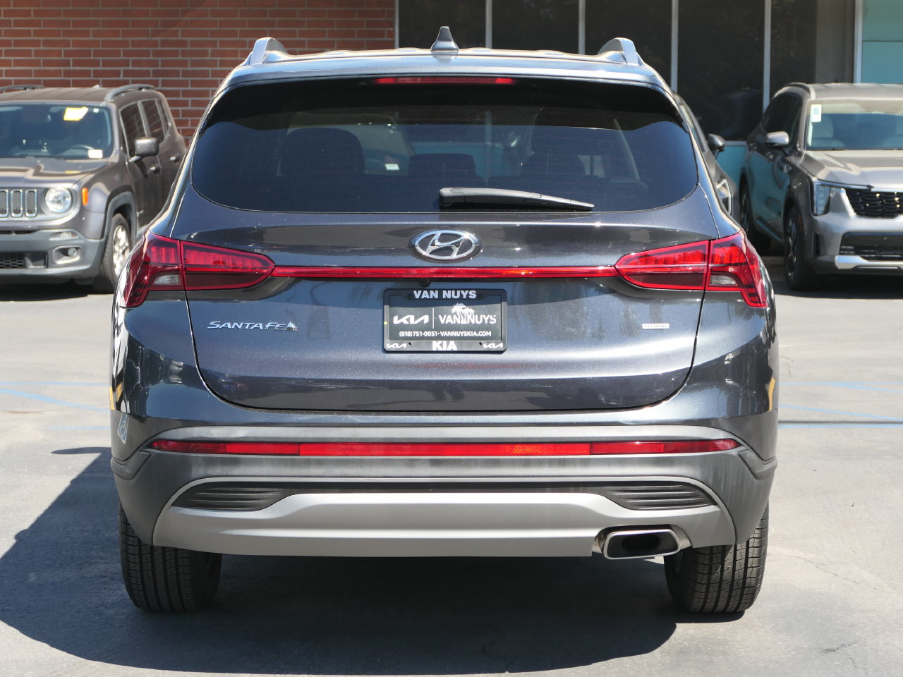 Used 2023 Hyundai Santa Fe SEL AWD/4WD image 5