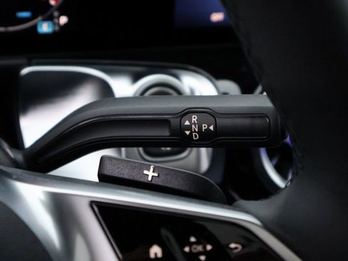 Used 2026 Mercedes-Benz GLB 250 GLB 250 image 34