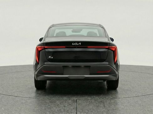 Used 2025 Kia K4 LXS image 7