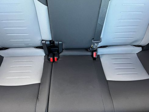 Used 2025 Toyota Tacoma TRD Off-Road image 38