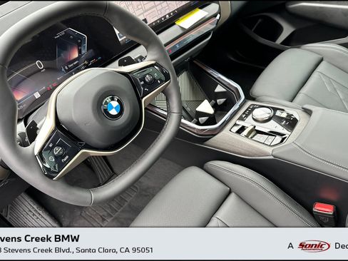 Used 2025 BMW X3 xDrive30i w/ Premium Package image 1