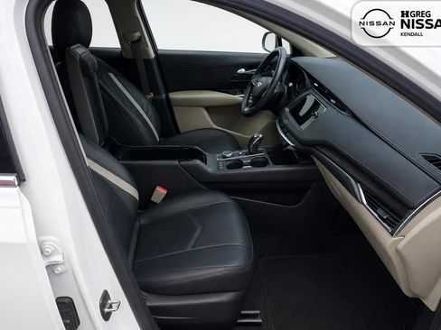 Used 2019 Cadillac XT4 Premium Luxury w/ Driver Awareness Package FWD image 11