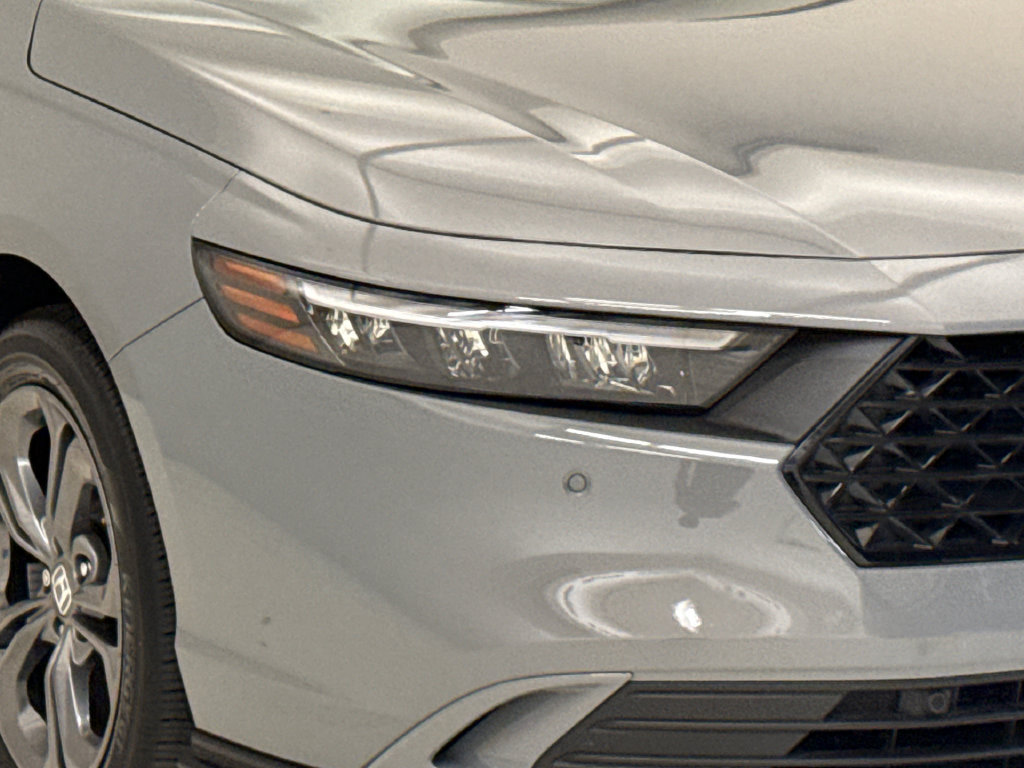 Used 2025 Honda Accord EX-L image 5