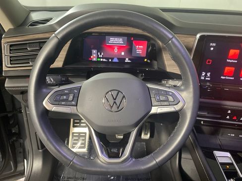 Used 2024 Volkswagen Atlas SEL Premium R-Line AWD/4WD image 15