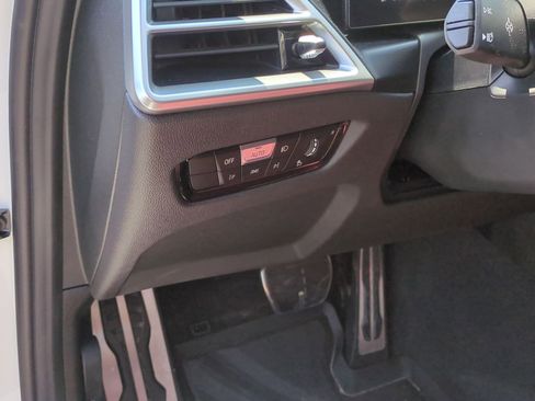 Used 2025 BMW M340i w/ Premium Package RWD image 17