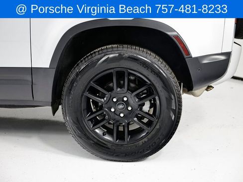 Used 2023 Land Rover Defender 90 S image 7