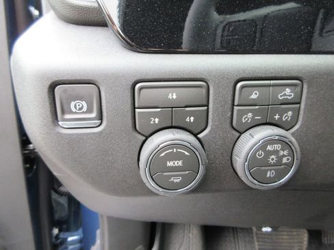 New 2026 Chevrolet Silverado 3500 LT w/ All Star Edition AWD/4WD image 27