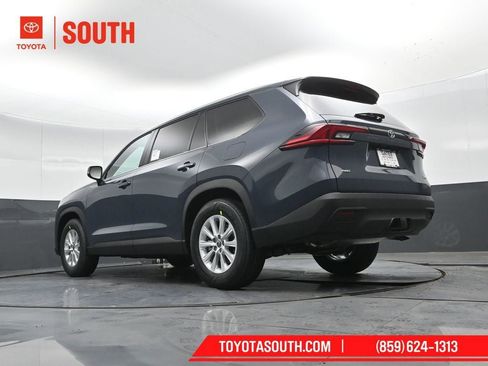 New 2026 Toyota Grand Highlander XLE image 47