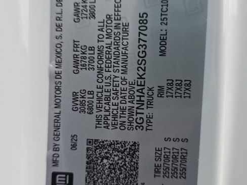 Used 2025 GMC Sierra 1500 Pro w/ Pro Value Package image 4