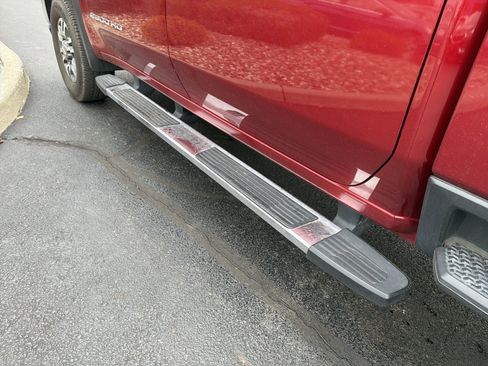 Certified 2022 GMC Sierra 2500 SLT w/ SLT Convenience Package image 29