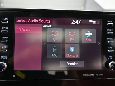 Used 2022 Toyota Camry XSE FWD image 19