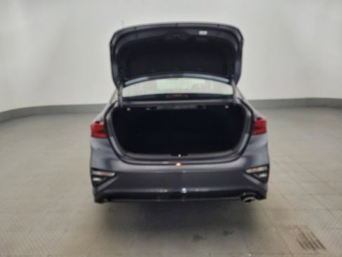 Used 2019 Kia Forte LXS FWD image 29