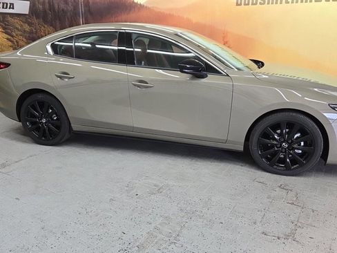 New 2025 MAZDA MAZDA3 s image 20