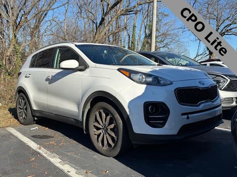 Used 2017 Kia Sportage EX image 1