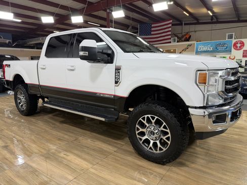 Used 2021 Ford F250 Lariat w/ Lariat Value Package AWD/4WD image 3