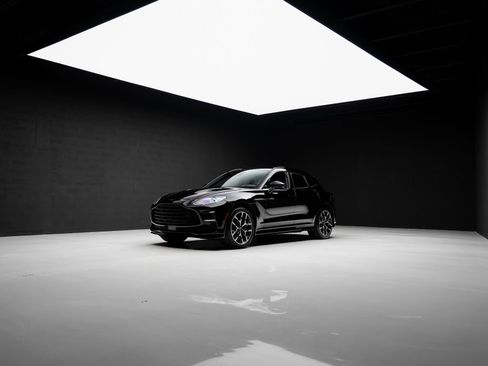 Used 2023 Aston Martin DBX 707 AWD/4WD image 86