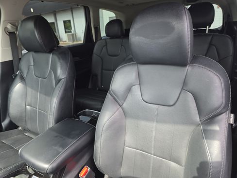 Certified 2022 Kia Telluride SX w/ Towing Package AWD/4WD image 23