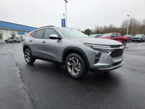 New 2026 Chevrolet Trax LT w/ LT Convenience Package image 5