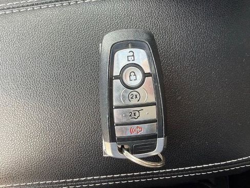 Certified 2022 Ford Escape Titanium w/ Class II Trailer Tow Package image 26