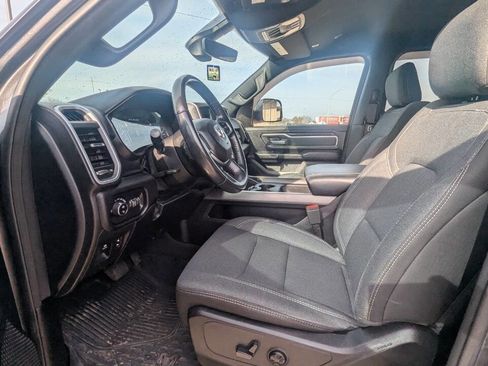 Used 2019 RAM 1500 Big Horn AWD/4WD image 17