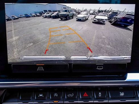 Used 2025 GMC Sierra 1500 Elevation image 21