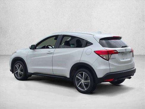 Used 2021 Honda HR-V EX-L image 7