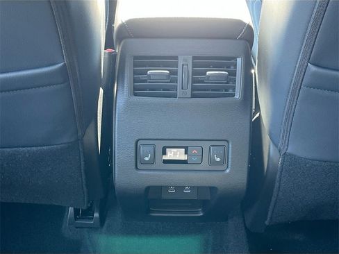 New 2026 Mitsubishi Outlander SEL image 26