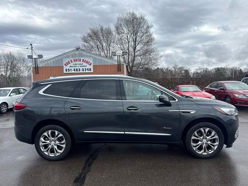 Used 2020 Buick Enclave Avenir w/ Avenir Technology Package image 4