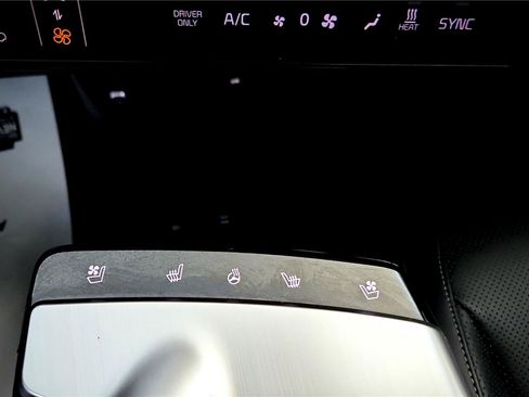 Used 2022 Kia EV6 GT-Line w/ First Edition Package image 48