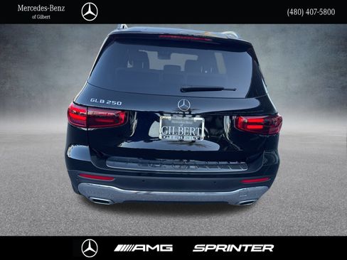 New 2026 Mercedes-Benz GLB 250 image 5