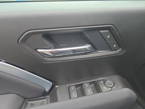 New 2025 Chevrolet Colorado Z71 image 10