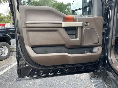 Used 2021 Ford F250 King Ranch w/ Tremor Off-Road Package AWD/4WD image 39