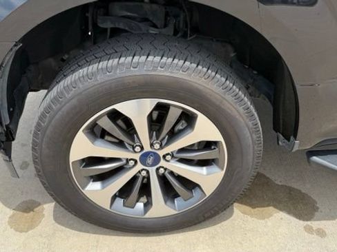 Used 2019 Ford F150 XL w/ Equipment Group 101A Mid AWD/4WD image 11