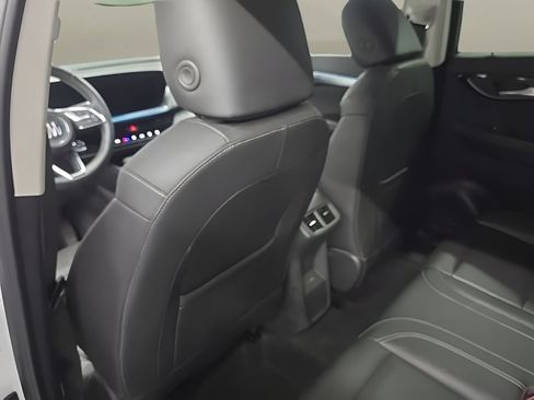 Used 2024 Buick Envision Preferred AWD/4WD image 16