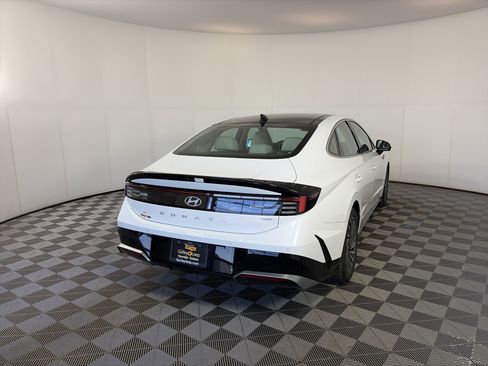 Used 2025 Hyundai Sonata Limited image 10