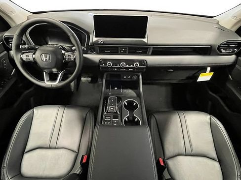 New 2026 Honda Pilot Touring image 25