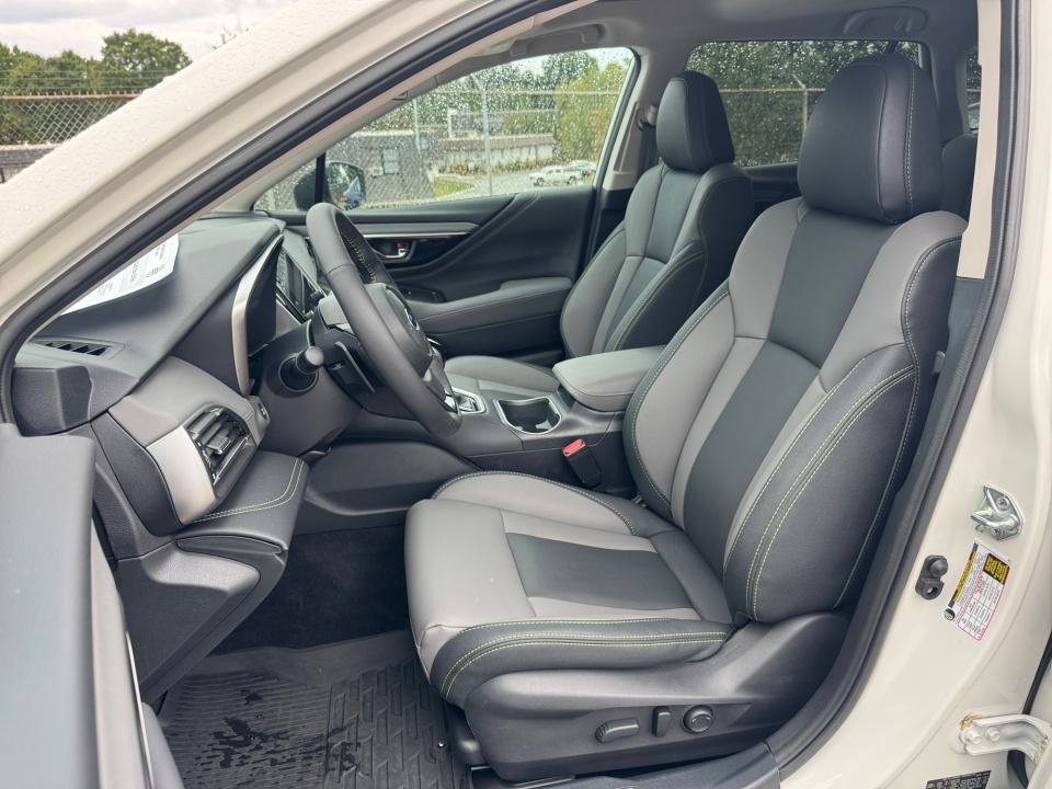 Used 2024 Subaru Outback Onyx Edition AWD/4WD image 34