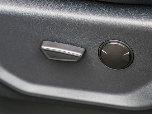 Used 2024 Ford Expedition Max XLT RWD image 19