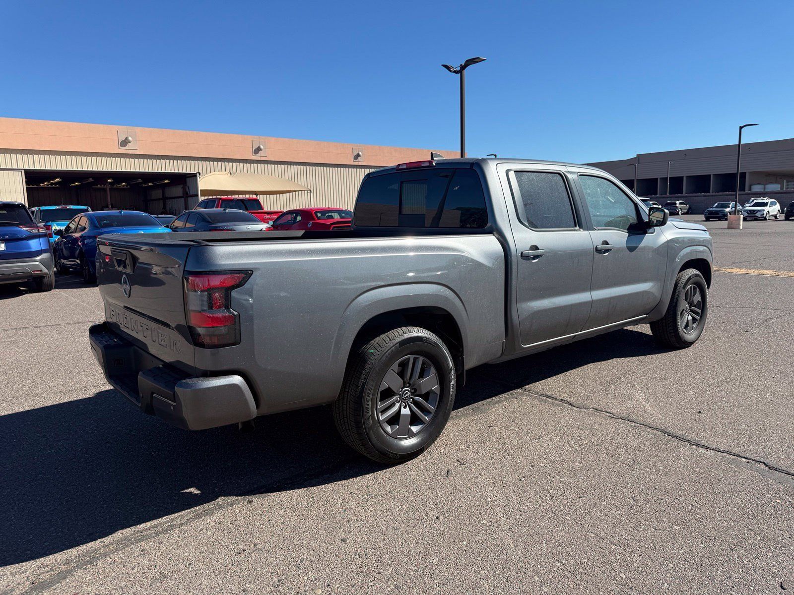 Certified 2025 Nissan Frontier SV RWD image 5