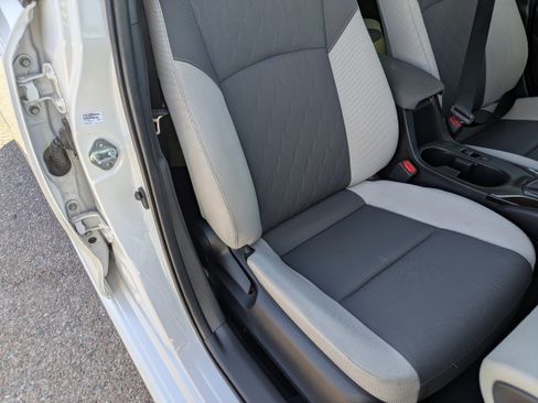 Used 2023 Toyota Corolla LE image 10