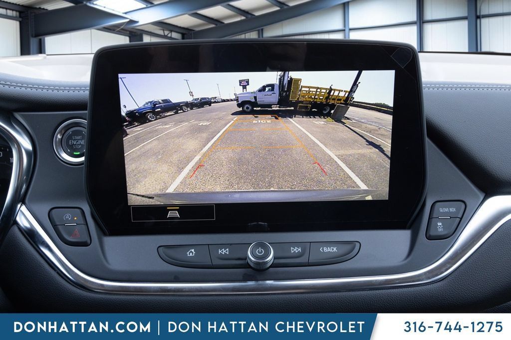 New 2025 Chevrolet Blazer LT w/ Convenience Package FWD image 10
