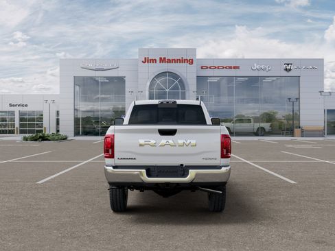 New 2026 RAM 2500 Laramie AWD/4WD image 7