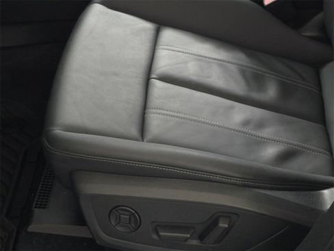 Used 2022 Audi A3 2.0T Premium Plus w/ Premium Plus Package image 29