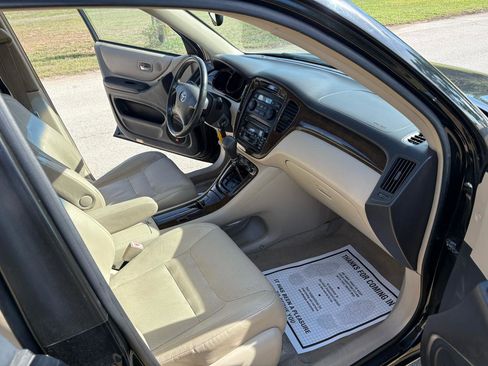 Used 2003 Toyota Highlander 4WD V6 image 28